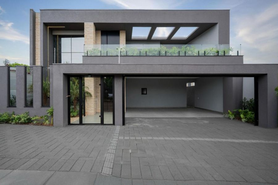 Sobrado - Venda - Country - Cascavel - PR