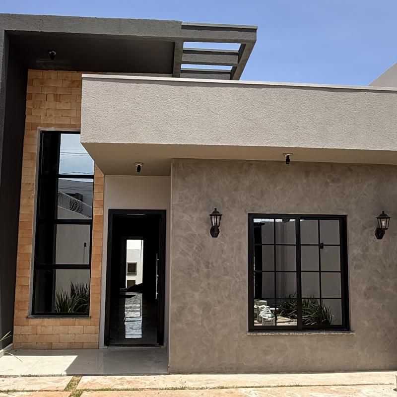 Casa - Venda - Universit�rio - Cascavel - PR