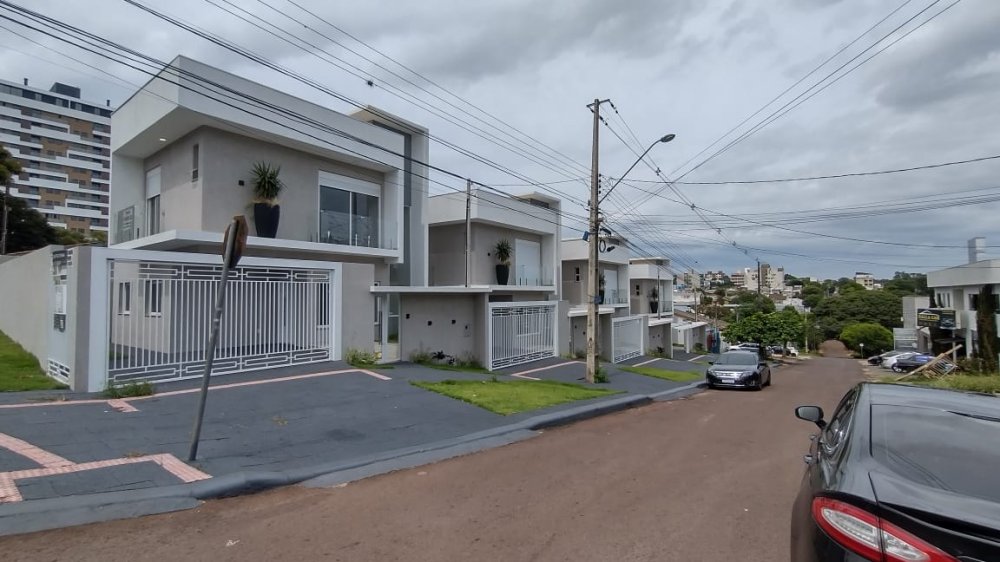 Sobrado - Venda - Cancelli - Cascavel - PR