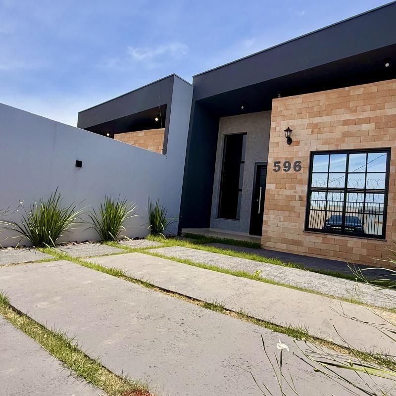 Casa - Venda - Universit�rio - Cascavel - PR