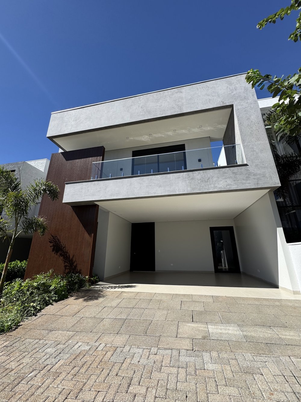 Sobrado em Condomínio - Venda - Floresta - Cascavel - PR