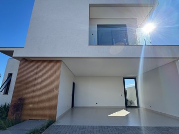 Sobrado em Condominio