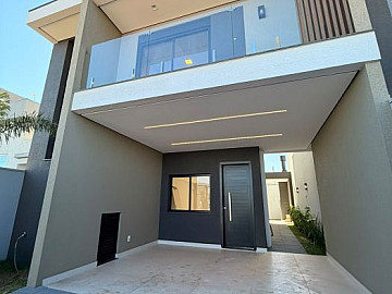 Sobrado com 3 su�tes � venda em Cascavel-PR