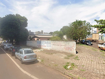 Terreno de esquina no bairro Coqueiral em Cascavel-PR