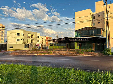 Terreno de esquina em frente a Fag em Cascavel- Pr