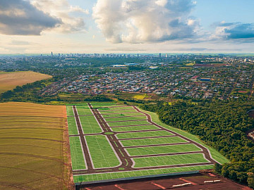 Terreno no loteamento Maranello em Cascavel.